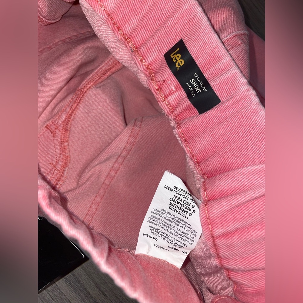 NWT Women’s Pink LEE Ultra Lux High Rise Shorts Sizes 6 & 12 ELASTIC WAISTBAND - Picture 6 of 6